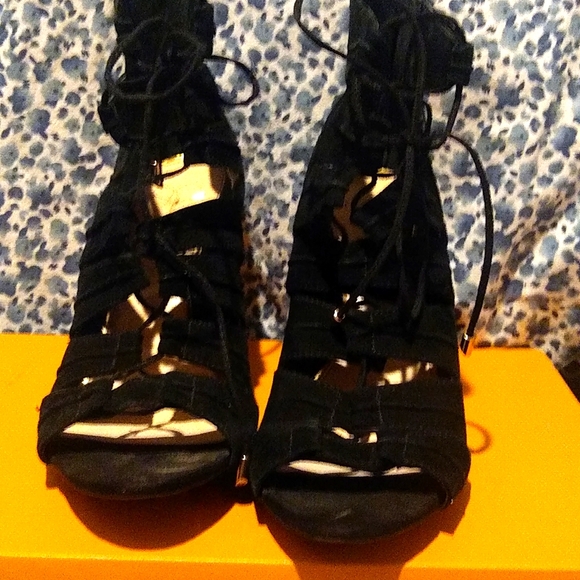 Jessica Simpson Black lace- up stilletto - Picture 2 of 7